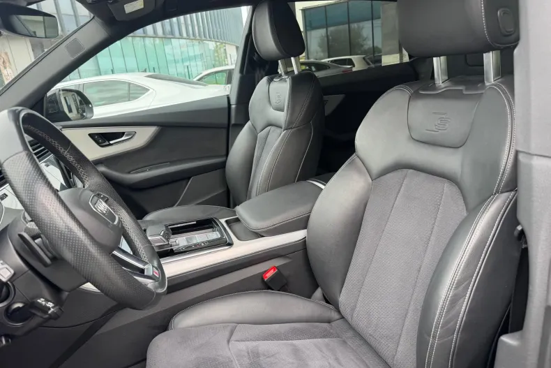 Audi Q8 din 2023 cu 63.532 km - oferta AUD259164 - foto 11