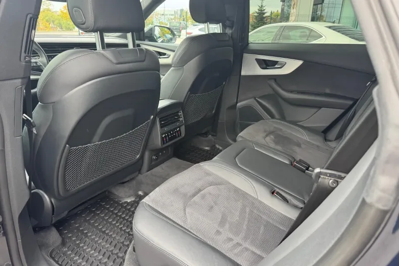 Audi Q8 din 2023 cu 63.532 km - oferta AUD259164 - foto 18