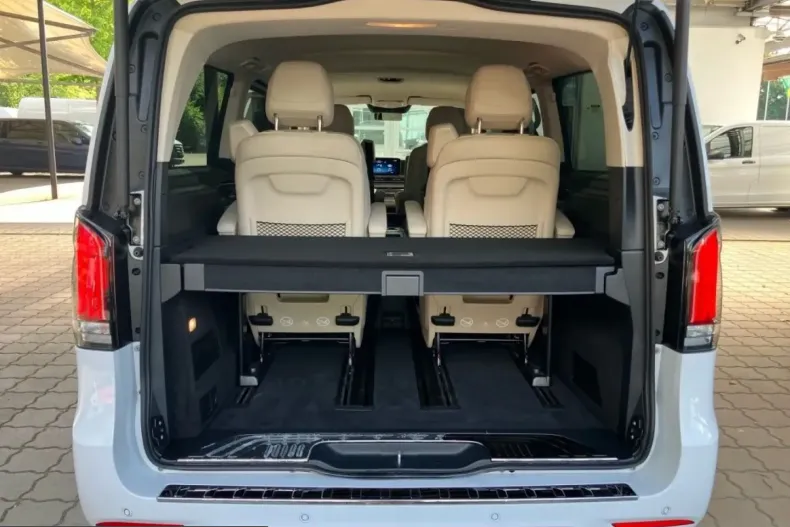 Mercedes-Benz V 300 (Clasa V) din 2024 cu 36.400 km - oferta MER259182 - foto 9
