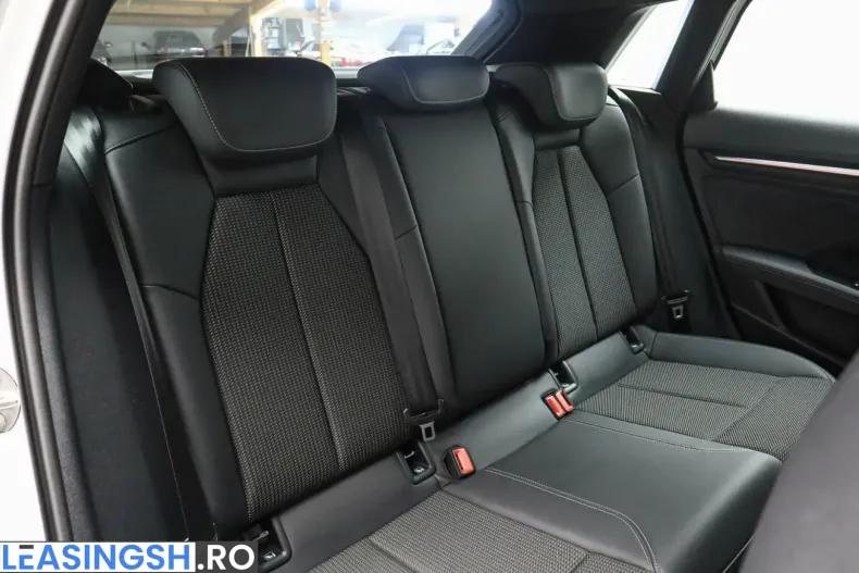 Audi S3 din 2025 cu 14.200 km - oferta AUD259191 - foto 3