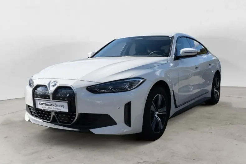 BMW i4 (Seria 4) din 2024 cu 29.918 km - oferta BMW259198 - foto 1