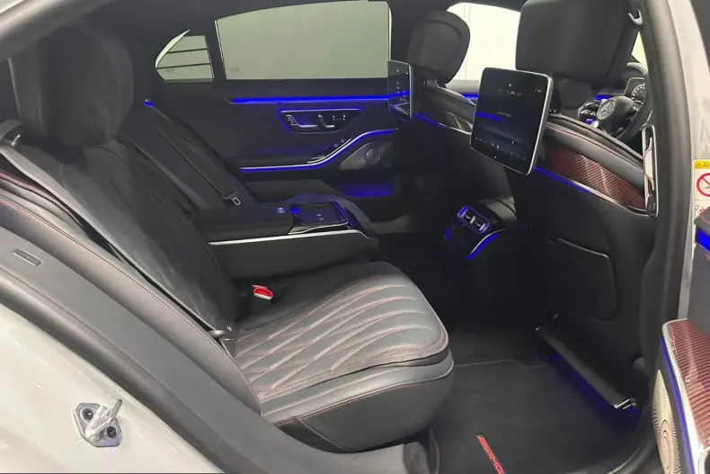 Mercedes-Benz S 63 AMG (Clasa S) din 2023 cu 11.900 km - oferta MER259203 - foto 23