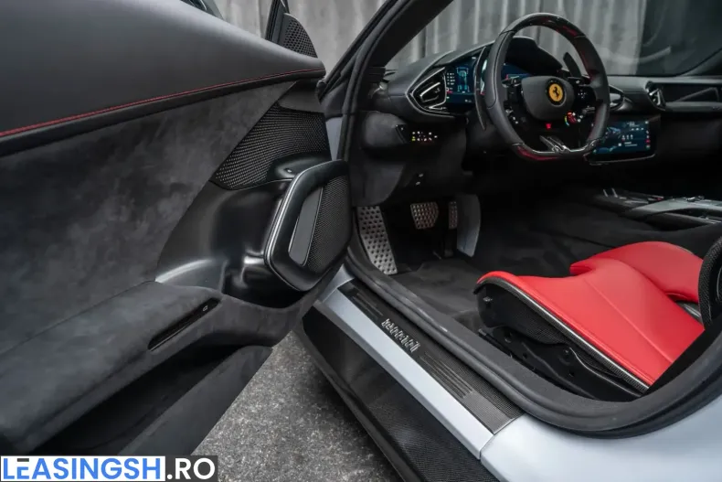 Ferrari 12Cilindri din 2025 cu 10.500 km - oferta FER259215 - foto 13