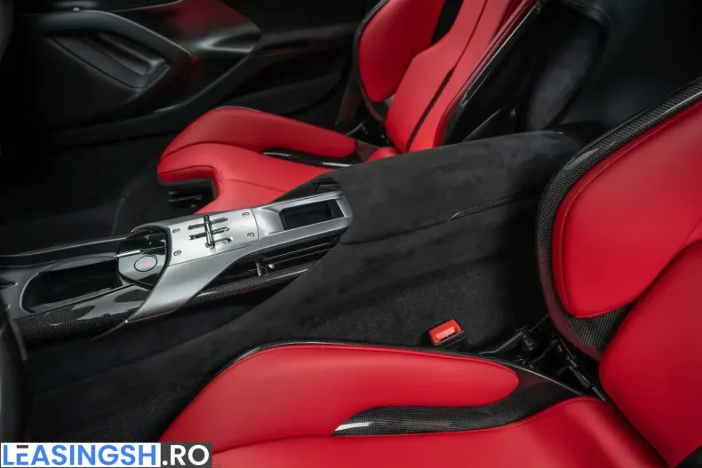 Ferrari 12Cilindri din 2025 cu 10.500 km - oferta FER259215 - foto 31