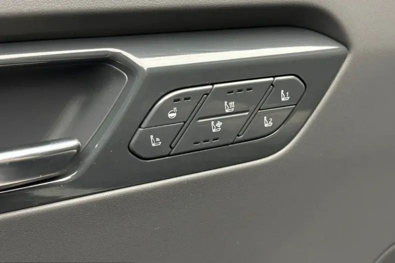 Kia EV9 din 2024 cu 41.800 km - oferta KIA259217 - foto 14