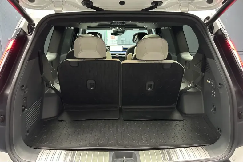 Kia EV9 din 2024 cu 41.800 km - oferta KIA259217 - foto 38