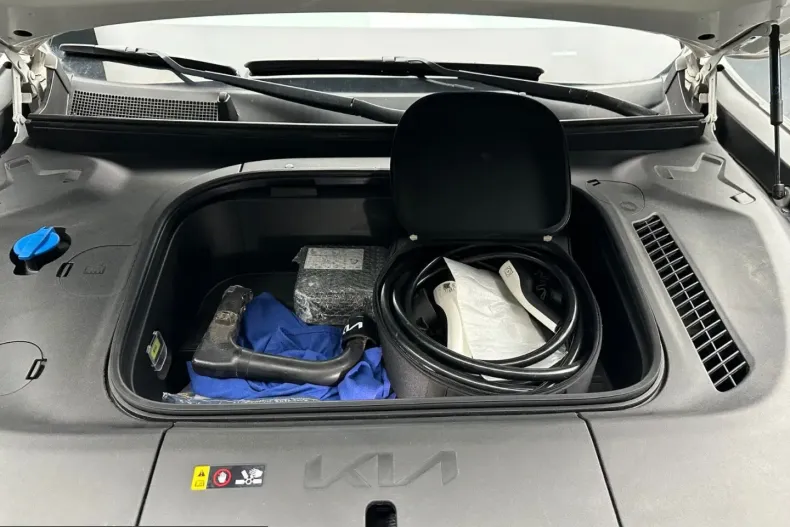 Kia EV9 din 2024 cu 41.800 km - oferta KIA259217 - foto 41