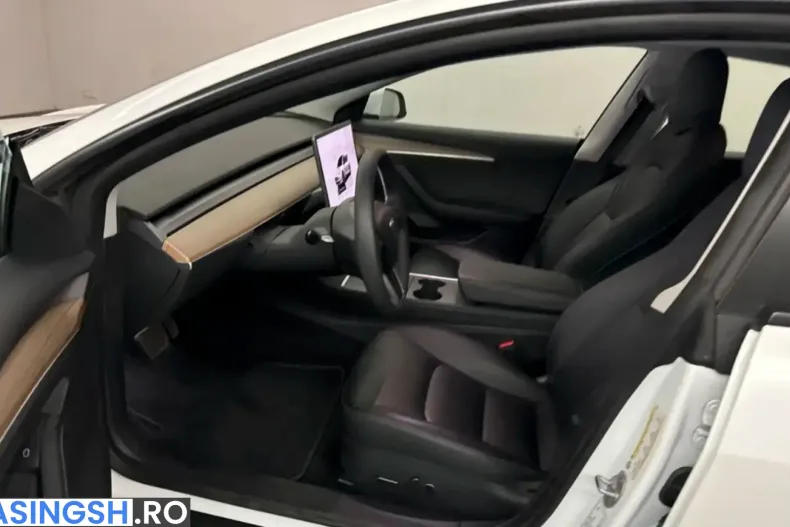 Tesla Model 3 din 2023 cu 60.000 km - oferta TES259219 - foto 6