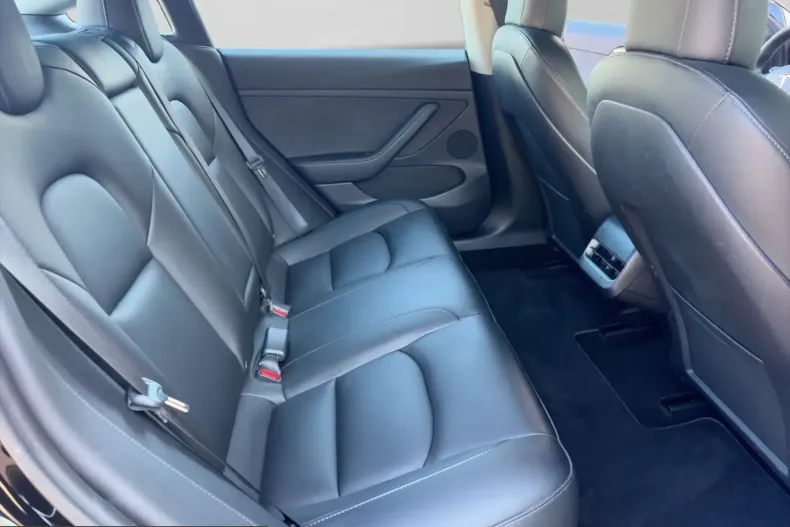 Tesla Model 3 din 2022 cu 50.000 km - oferta TES259223 - foto 13