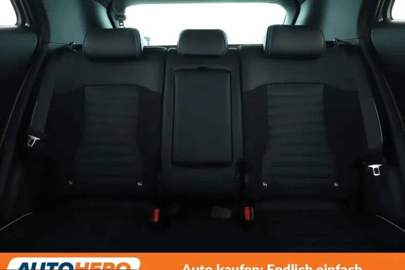 Kia Sportage din 2025 cu 25.942 km - oferta KIA259224 - foto 13