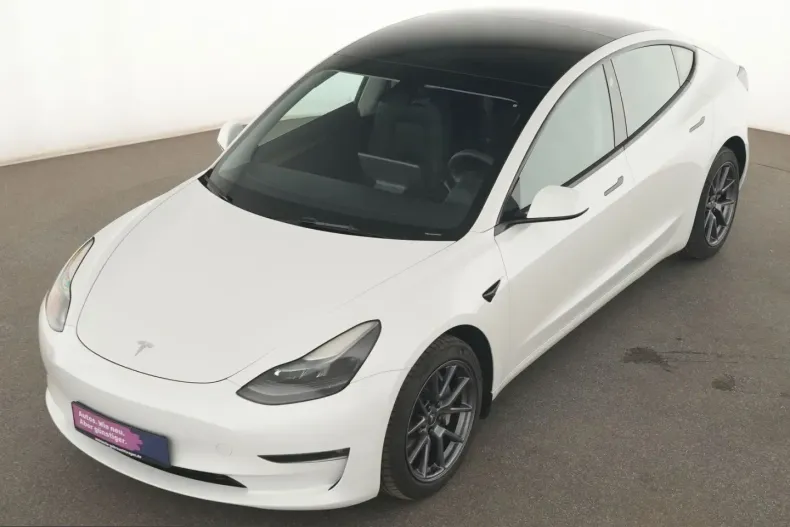 Tesla Model 3 din 2023 cu 71.407 km - oferta TES259225 - foto 9