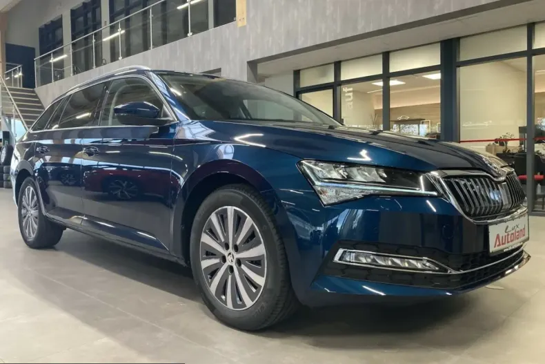 Skoda Superb din 2022 cu 35.000 km - oferta SKO259233 - foto 3