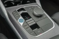 BMW i4 (Seria 4) din 2024 cu 22.249 km - oferta BMW259235 - foto 16