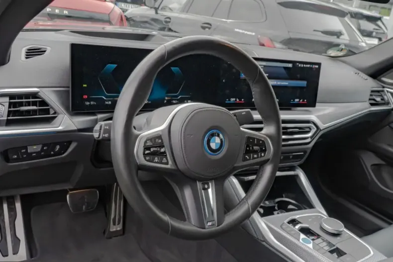 BMW i4 (Seria 4) din 2024 cu 22.249 km - oferta BMW259235 - foto 24