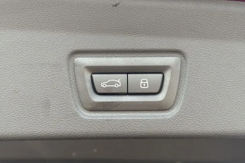 BMW i4 (Seria 4) din 2026 cu 10.446 km - oferta BMW259236 - foto 14
