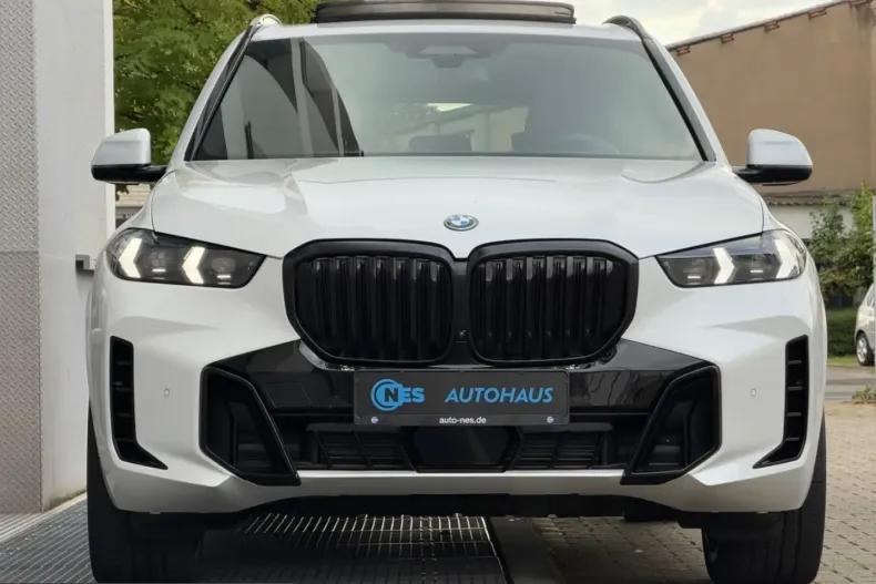 BMW X5 (Seria X) din 2023 cu 63.775 km - oferta BMW259239 - foto 4