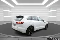 Volkswagen Touareg din 2021 cu 39.000 km - oferta VOL259248 - foto 2