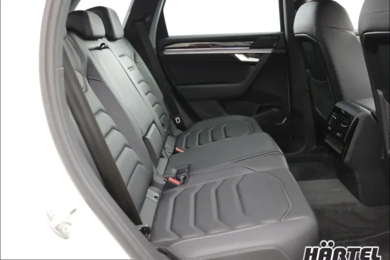 Volkswagen Touareg din 2021 cu 39.000 km - oferta VOL259248 - foto 6