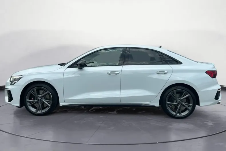 Audi S3 din 2024 cu 35.339 km - oferta AUD259250 - foto 3