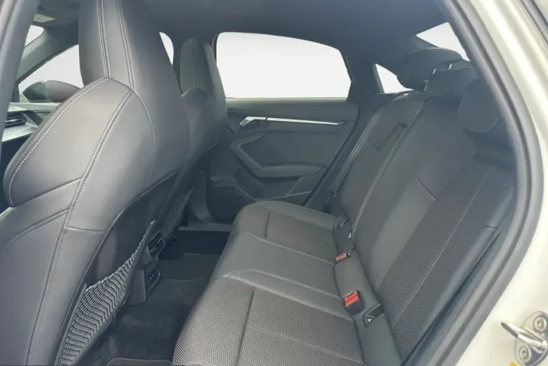 Audi S3 din 2024 cu 35.339 km - oferta AUD259250 - foto 13