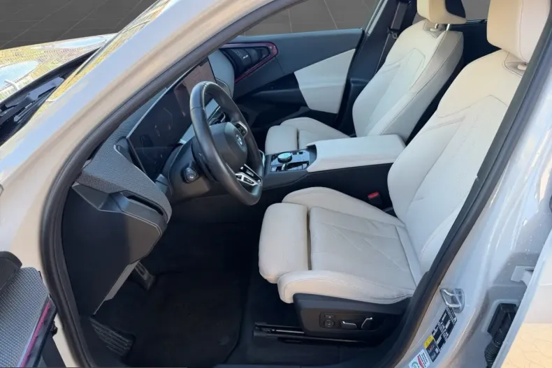 BMW X3 (Seria X) din 2025 cu 43.012 km - oferta BMW259252 - foto 11