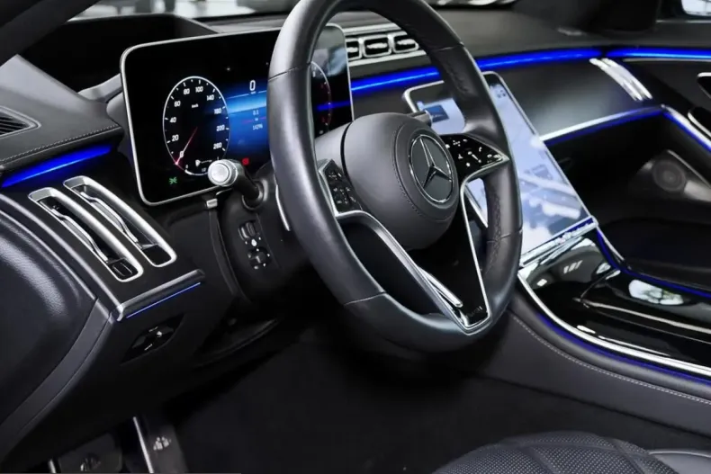 Mercedes-Benz S 680 (Clasa S) din 2024 cu 14.278 km - oferta MER259260 - foto 10