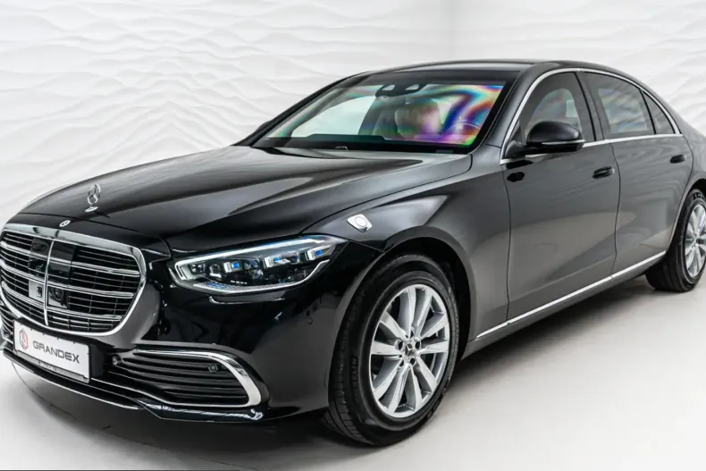 Mercedes-Benz S 680 (Clasa S) din 2024 cu 12.000 km - oferta MER259262 - foto 1