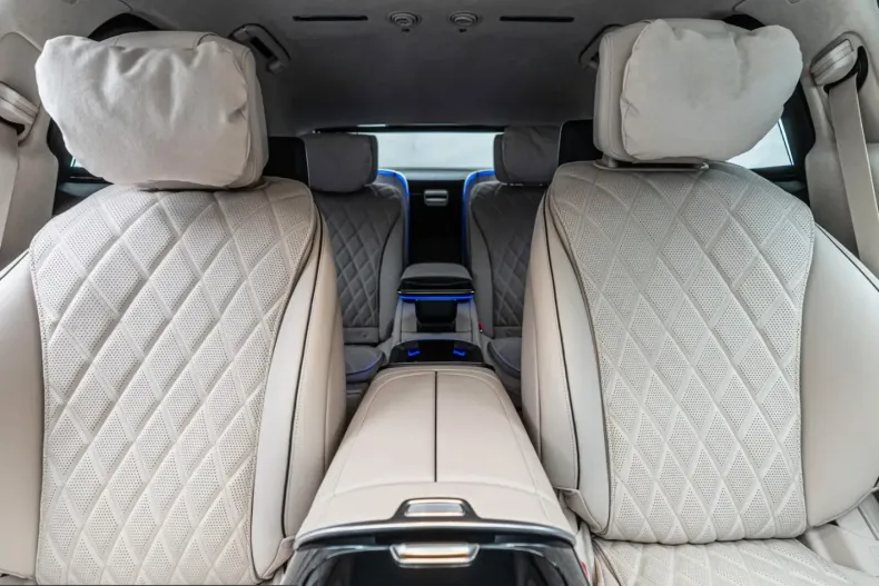 Mercedes-Benz S 680 (Clasa S) din 2024 cu 12.000 km - oferta MER259262 - foto 28
