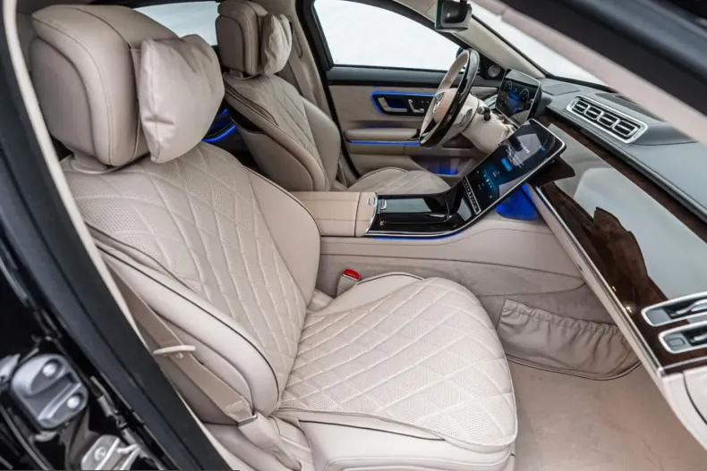 Mercedes-Benz S 680 (Clasa S) din 2024 cu 12.000 km - oferta MER259262 - foto 29