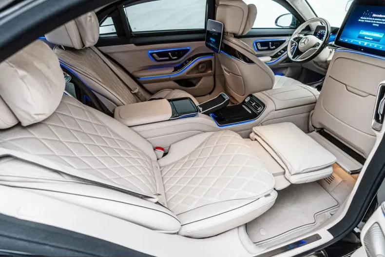 Mercedes-Benz S 680 (Clasa S) din 2024 cu 12.000 km - oferta MER259262 - foto 39