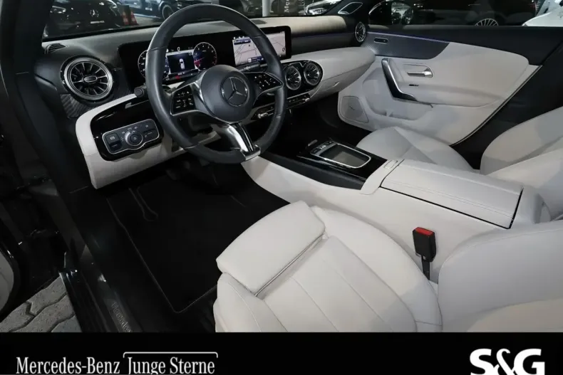 Mercedes-Benz A 180 (Clasa A) din 2025 cu 23.220 km - oferta MER259267 - foto 8