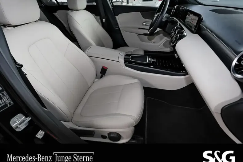 Mercedes-Benz A 200 (Clasa A) din 2025 cu 20.650 km - oferta MER259268 - foto 4