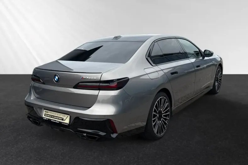 BMW M760 (Seria 7) din 2025 cu 43.400 km - oferta BMW259281 - foto 3