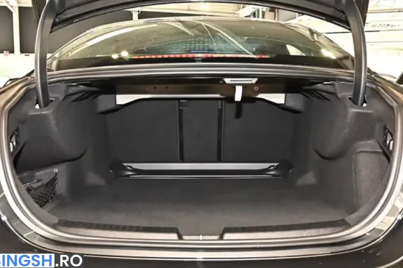 Mercedes-Benz E 450 (Clasa E) din 2025 cu 4.987 km - oferta MER259287 - foto 4