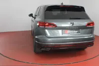 Volkswagen Touareg din 2021 cu 34.548 km - oferta VOL259296 - foto 36