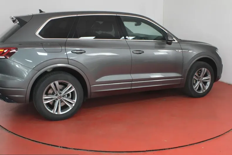 Volkswagen Touareg din 2021 cu 34.548 km - oferta VOL259296 - foto 38