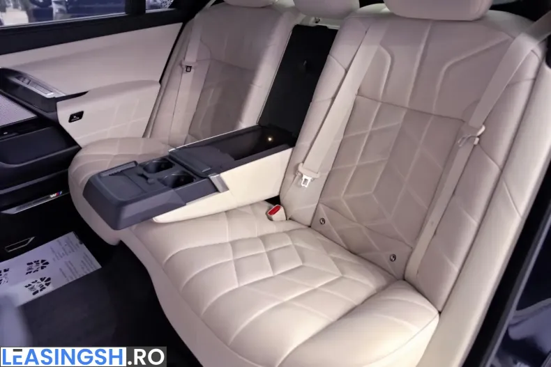 BMW 750 (Seria 7) din 2023 cu 83.069 km - oferta BMW259297 - foto 26