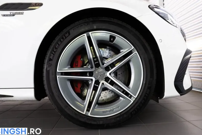 Mercedes-Benz E 53 AMG (Clasa E) din 2025 cu 10.300 km - oferta MER259298 - foto 4