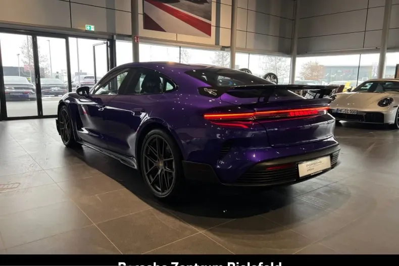 Porsche Taycan din 2024 cu 2.741 km - oferta POR259305 - foto 3