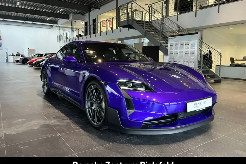 Porsche Taycan din 2024 cu 2.741 km - oferta POR259305 - foto 8