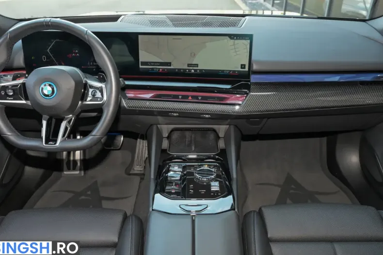 BMW 550e (Seria 5) din 2024 cu 38.084 km - oferta BMW259310 - foto 13