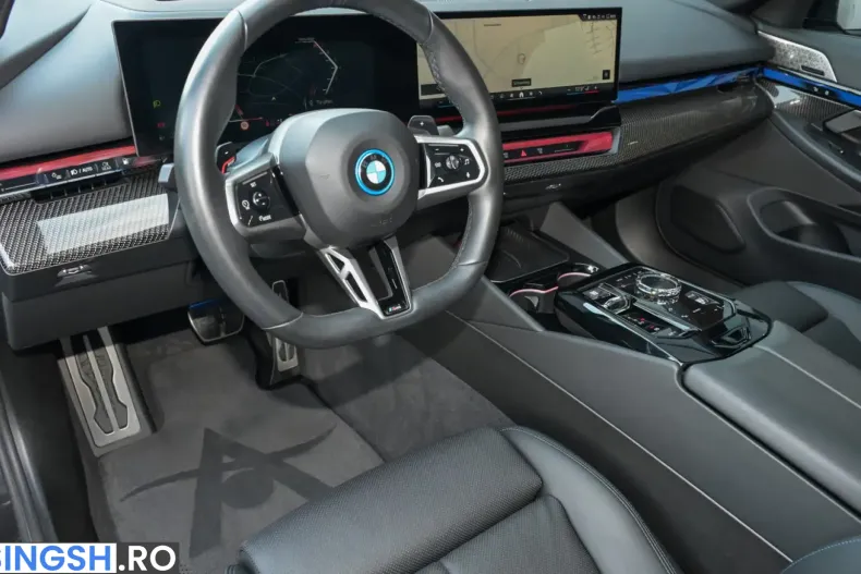 BMW 550e (Seria 5) din 2024 cu 38.084 km - oferta BMW259310 - foto 20