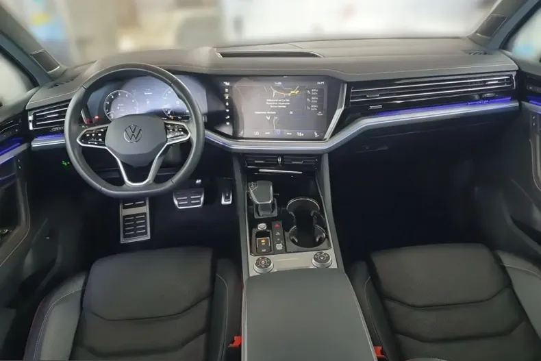 Volkswagen Touareg din 2023 cu 32.877 km - oferta VOL259320 - foto 11