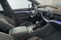 Volkswagen Touareg din 2023 cu 32.877 km - oferta VOL259320 - foto 15