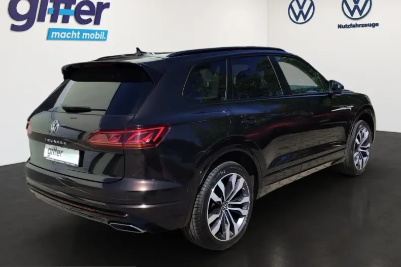 Volkswagen Touareg din 2023 cu 71.210 km - oferta VOL259321 - foto 2