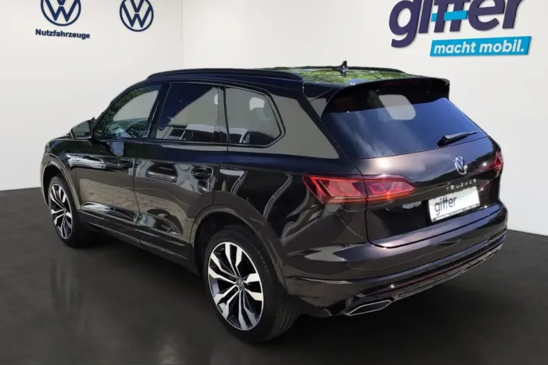 Volkswagen Touareg din 2023 cu 71.210 km - oferta VOL259321 - foto 3