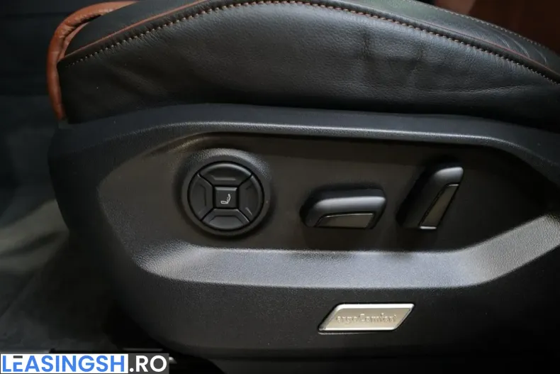 Volkswagen Touareg din 2025 cu 18.463 km - oferta VOL259322 - foto 10