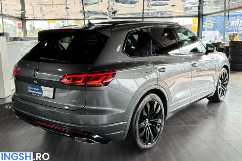 Volkswagen Touareg din 2023 cu 89.890 km - oferta VOL259326 - foto 5