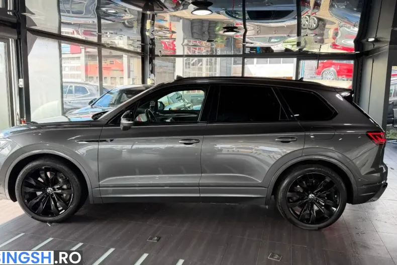 Volkswagen Touareg din 2023 cu 89.890 km - oferta VOL259326 - foto 8