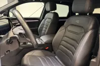 Volkswagen Touareg din 2023 cu 25.592 km - oferta VOL259327 - foto 9